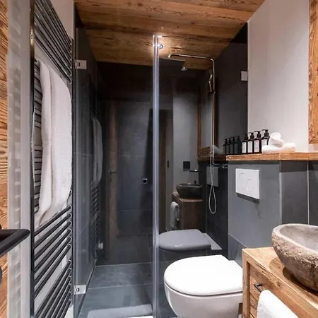 4br Stylish With Sauna And Pool- What'app - 0034-635-520-036 - For Reservations!! Apartment